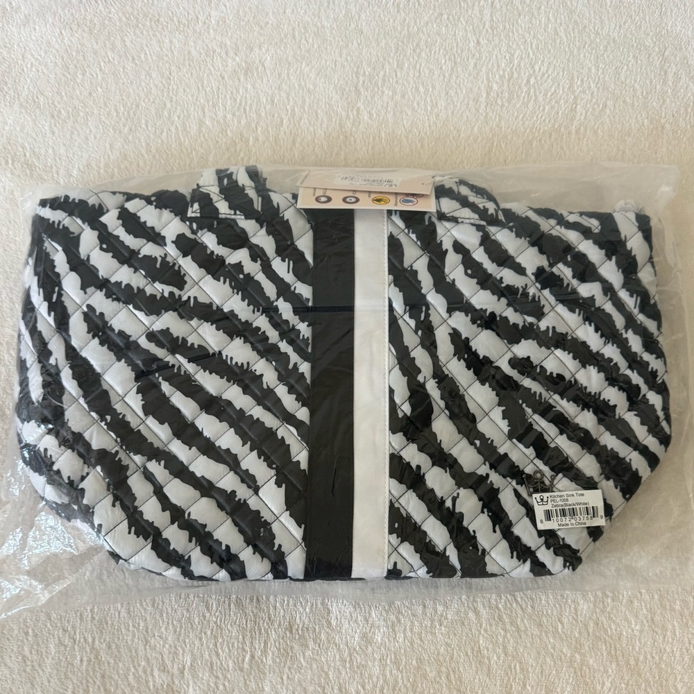 NWT Peloton Oliver Thomas Kitchen Sink Tote (zebra print) - Picture 2 of 5